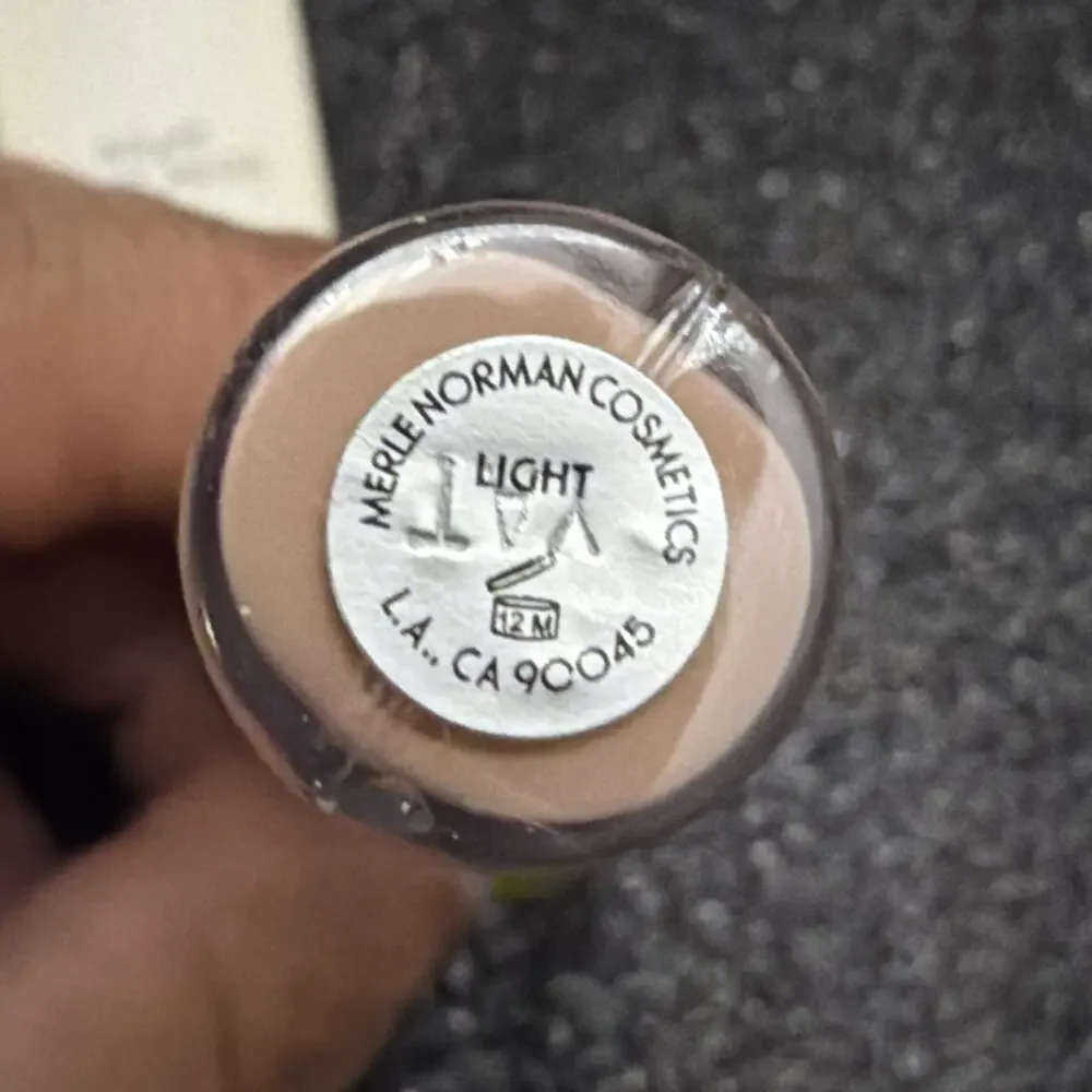 Merle Norman Dual Action Concealer LIGHT NEW IN BOX